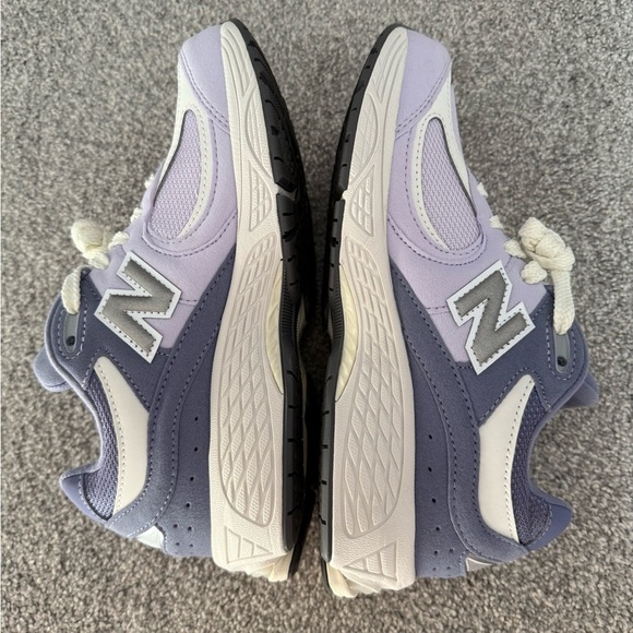 New Balance 2002R Nergy Sneakers Running Shoes Anthro Purple White Size 5 6.5 - Picture 15 of 16
